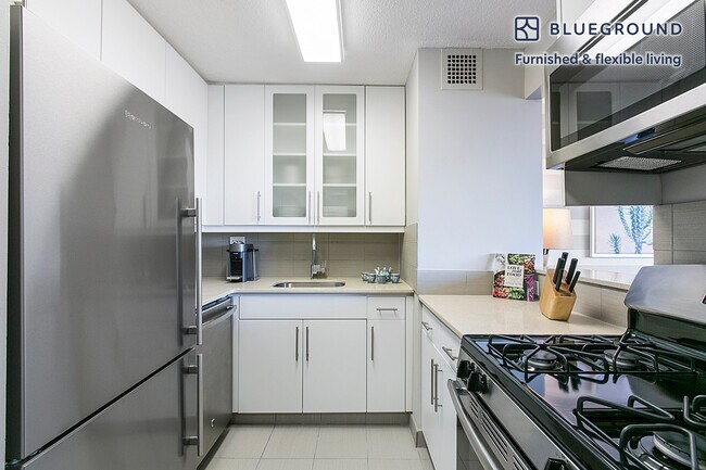 Building Photo - 480 2nd Ave