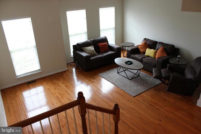 Building Photo - 43579 Wheat Berry Terrace