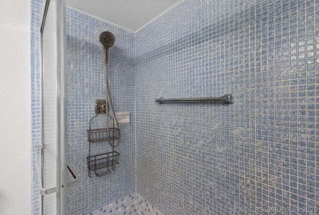 Building Photo - 4028 Hythe B