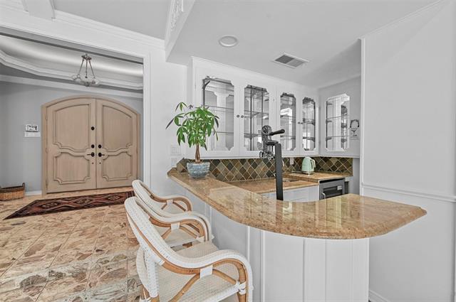 Building Photo - 6938 Pemberton Dr