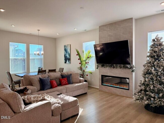 Building Photo - 52 Comfort Ct