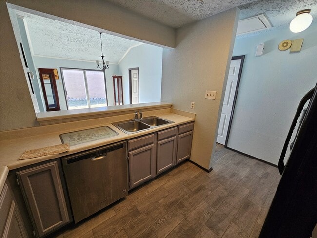 Building Photo - 8319 Wind Veil Dr