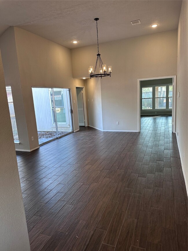 Building Photo - 4430 Leyland Dr