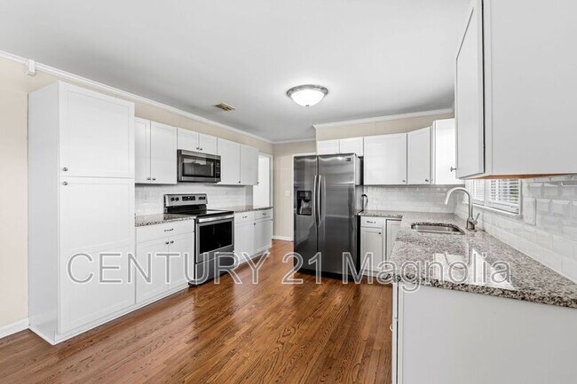 Building Photo - 311 Gardners Mill Ct