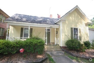 Building Photo - Perfect 4BR Home by Duke - All Appliances ...