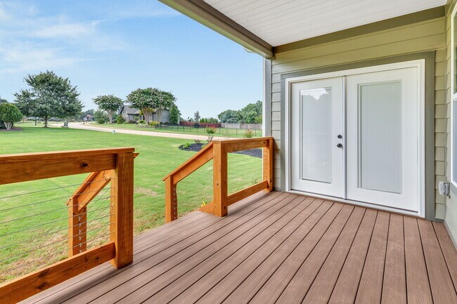 Building Photo - 117 Carshalton Dr