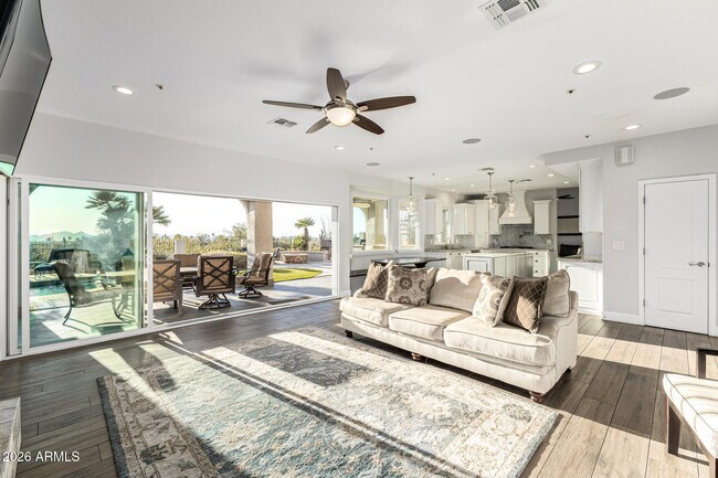 Building Photo - 11900 N 114th Way