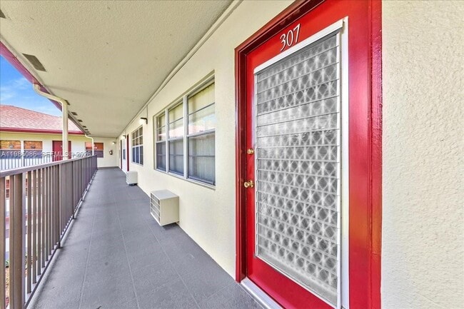 Building Photo - 13500 SW 1st St