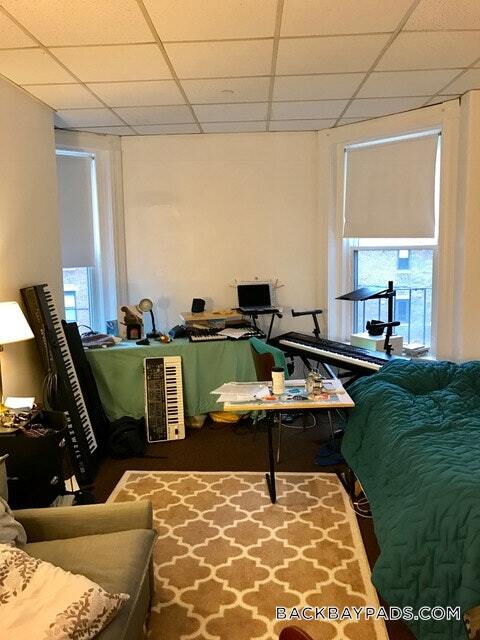 Building Photo - 854 Beacon St