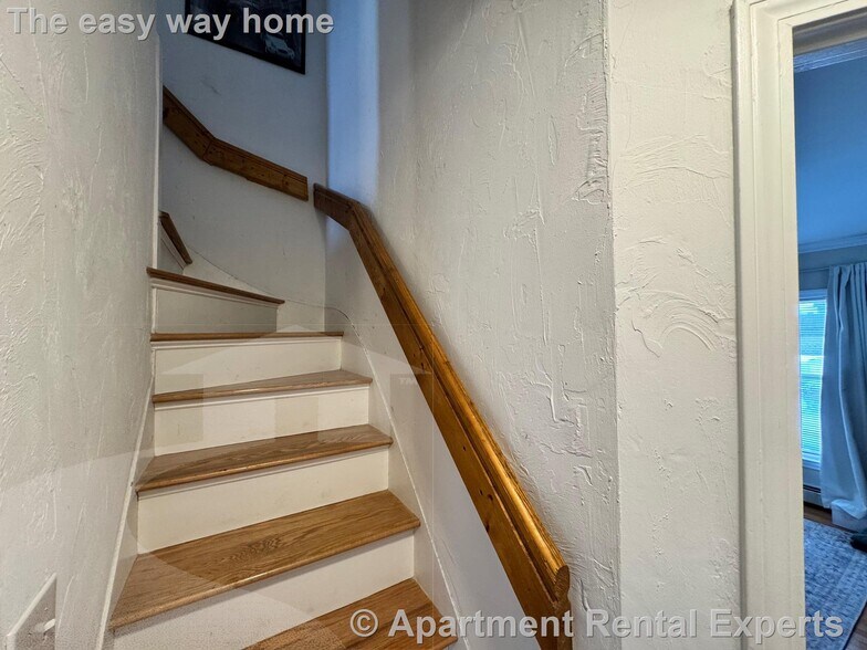 Building Photo - 25 4th St