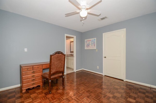 Building Photo - 8606 Oakford Dr