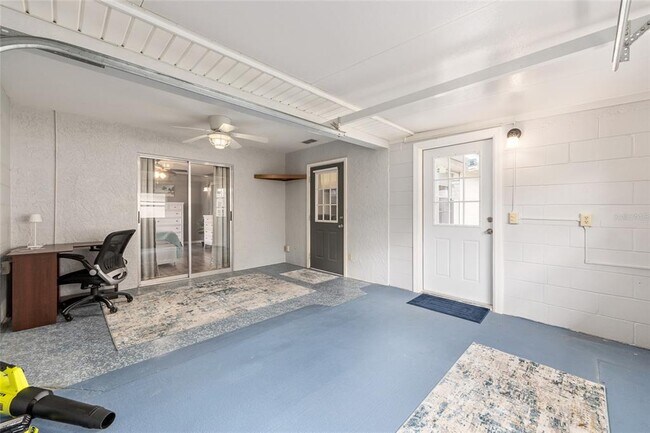 Building Photo - 9382 SW 89th Court Rd