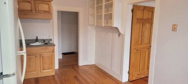 Building Photo - 3575 State Route 55, Unit APT B RT Side St...