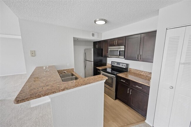 Building Photo - 2213 Grand Cayman Ct