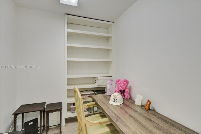 Building Photo - 11113 Biscayne Blvd