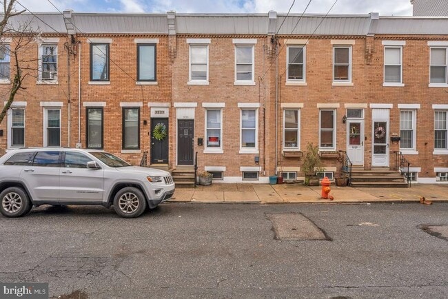 Building Photo - 3227 Chatham St