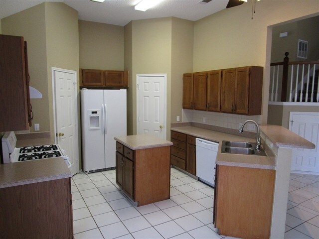 Building Photo - 7107 Grey Dawn Ln