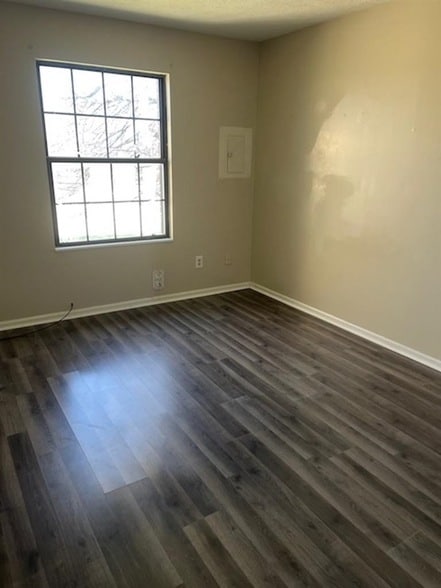Building Photo - 1707A Cliff Ridge Ct