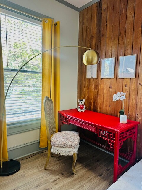 Building Photo - 1107 Montauk Ave