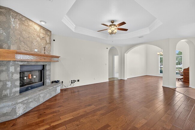 Building Photo - 114 Friend's Wood Ave