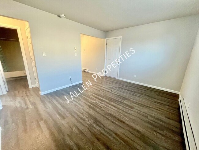 Building Photo - 107 Gold Strike Dr