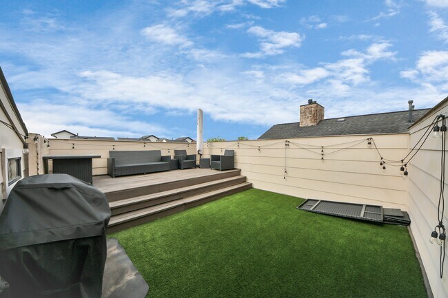 Building Photo - 4510 Inker St