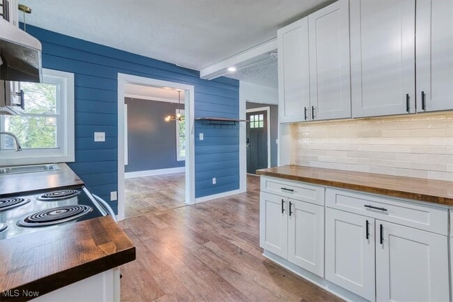 Building Photo - 138 Court St