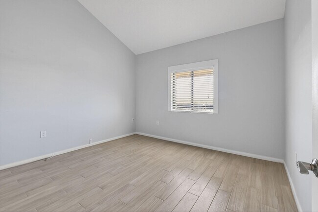 Building Photo - 701 Seafarer Cir