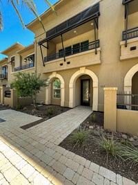 Building Photo - 6565 E Thomas Rd