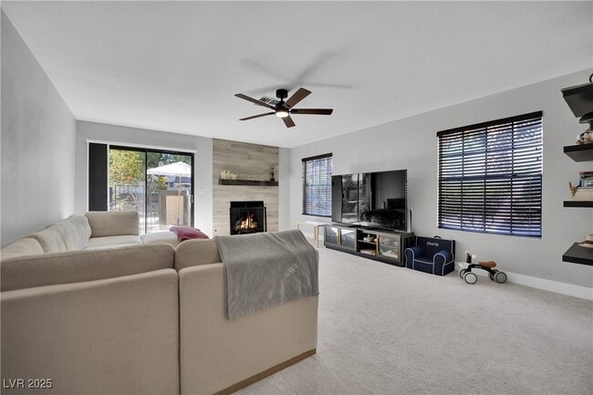 Building Photo - 3959 Salisbury Pl