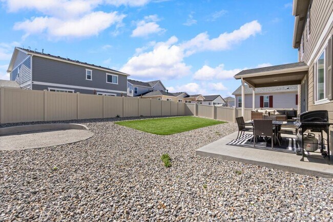 Building Photo - 4230 Satinwood Dr