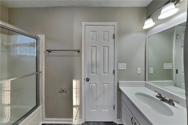 Building Photo - 4440 Coventry Ct