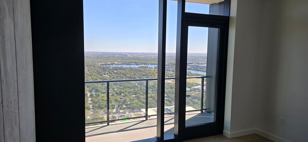 View from guest suite with private balcony - 610 Davis St