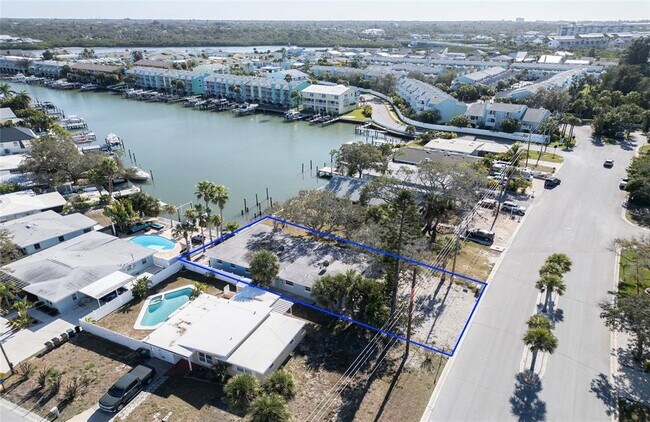 Building Photo - 717 E Gulf Blvd