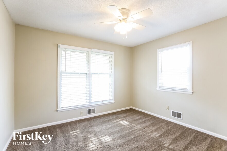 Building Photo - 5800 Booth Ave