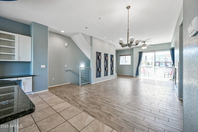 Building Photo - 6745 N 93RD Ave