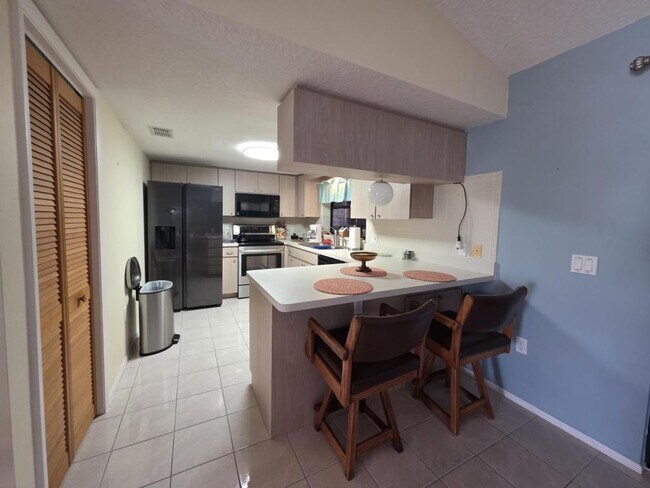 Building Photo - 4261 Paradise Cir