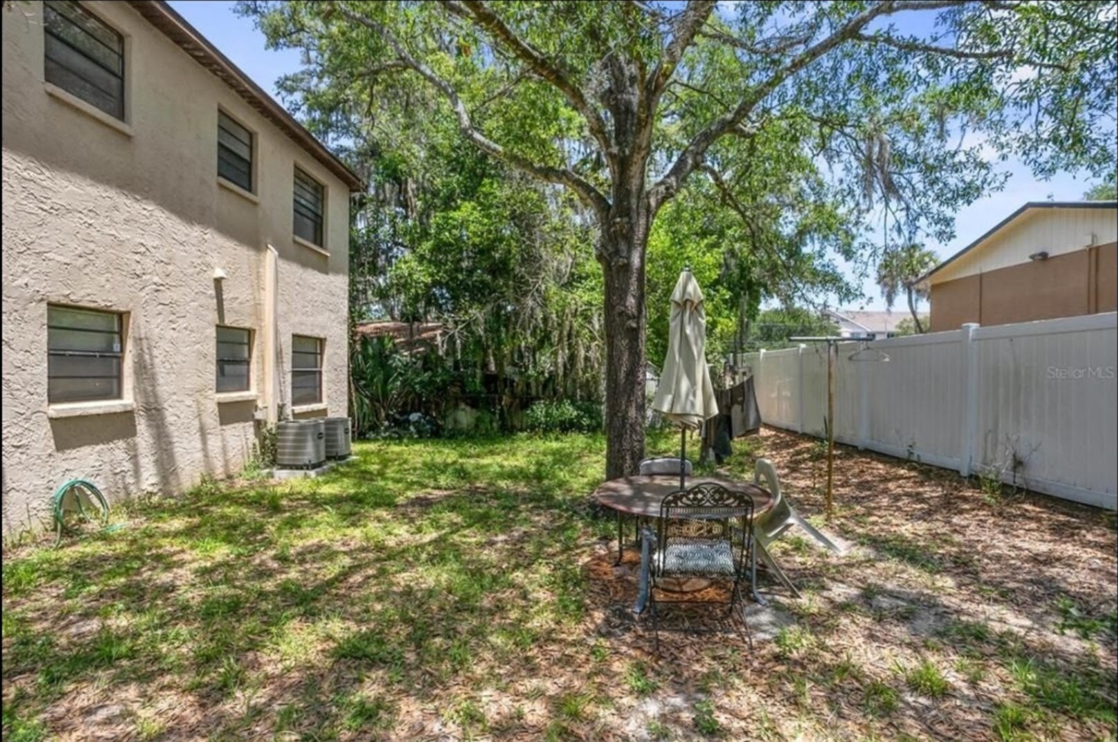 Building Photo - 9905 N Myrtle St