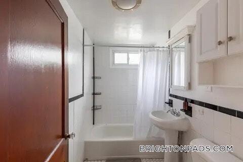 Building Photo - 90 Harriet St