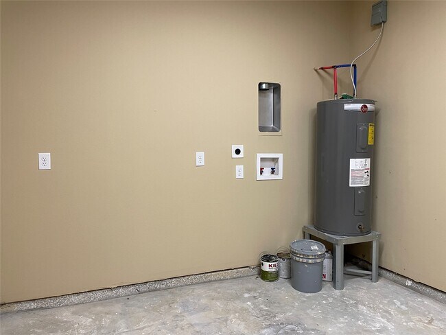 Building Photo - 26148 Avenue E