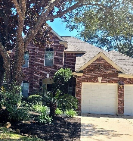 Primary Photo - 10 E Misty Dawn Dr