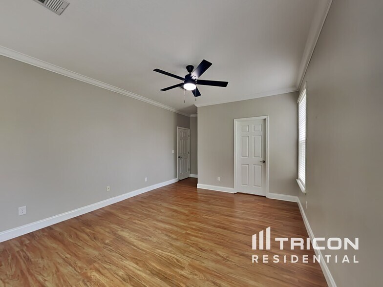 Building Photo - 2708 N Screech Owl Ave