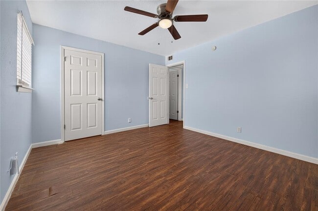 Building Photo - 3425 Willowrun Dr