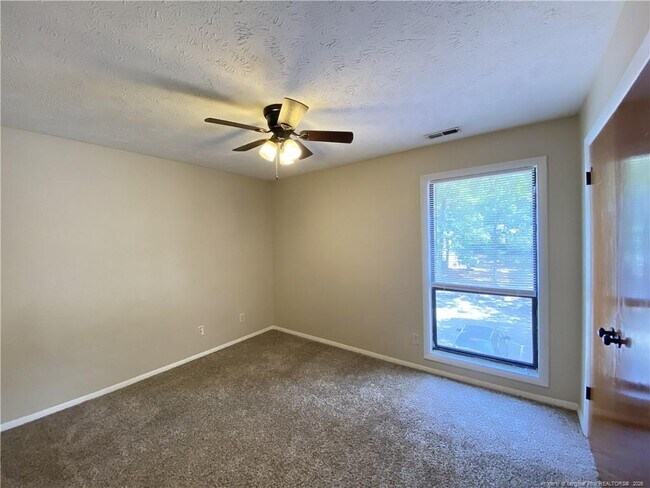 Building Photo - 1853 Tryon Dr
