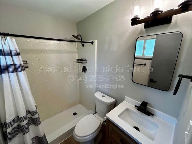 Building Photo - 3265 Hermoso Dr