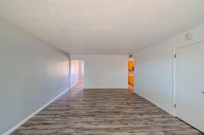 Building Photo - 1321 Delamar Ave NW