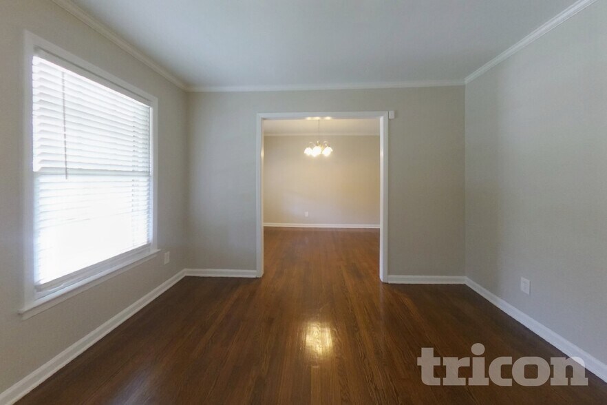 Building Photo - 952 Celtic Cir
