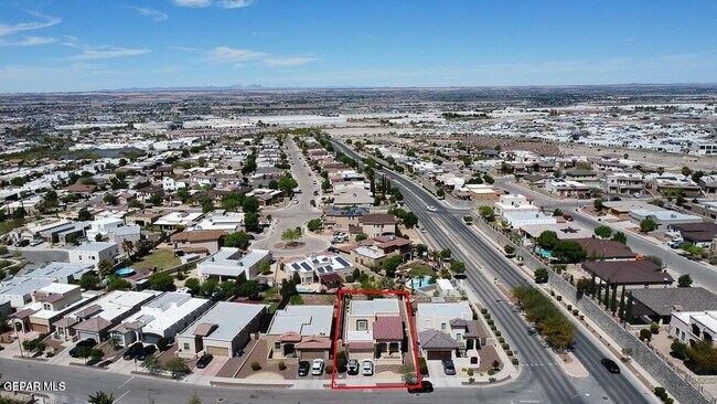 Building Photo - 7355 Via Canutillo Dr