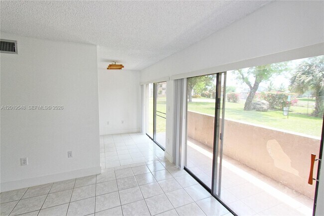 Building Photo - 5800 SW 127th Ave