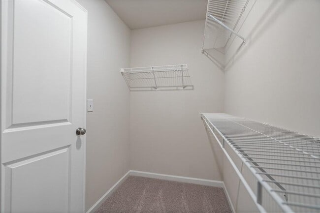 Building Photo - 225 Matson Run SW